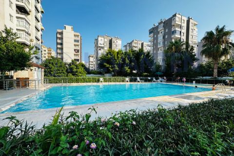 LEVANTENDEN HAVUZLU SİTE DENİZ GÖREN BALKON KOMBİ CAM BALKON 3+1