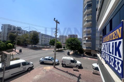 LEVANTENDEN HER KAT TEK AYRI MUTFAK 2 BANYO KOMBİ AÇIK CEPHE 4+1