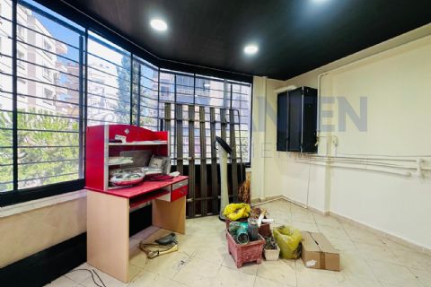 LEVANTENDEN HER KAT TEK AYRI MUTFAK 2 BANYO KOMBİ AÇIK CEPHE 4+1