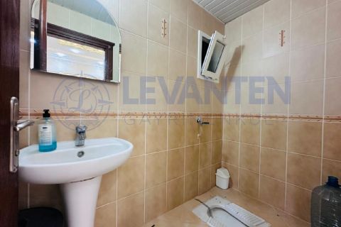 LEVANTENDEN HER KAT TEK AYRI MUTFAK 2 BANYO KOMBİ AÇIK CEPHE 4+1