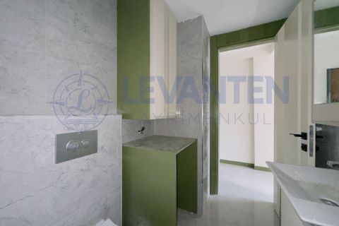 LEVANTENDEN KALİTELİ MALZEME KORİDORLU BALKONLU 1+1