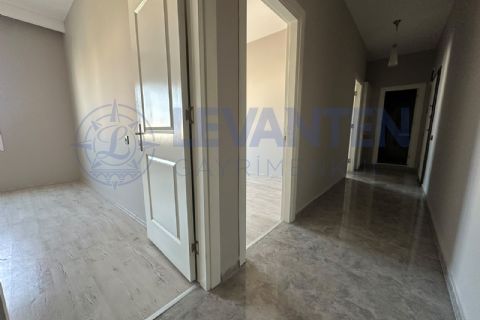 LEVANTENDEN KARGIPINARINDA GENİŞ 2+1