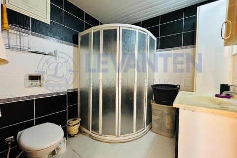 LEVANTENDEN KİTAPSAN ARKASI SOSYETEYE YAKIN 3+1