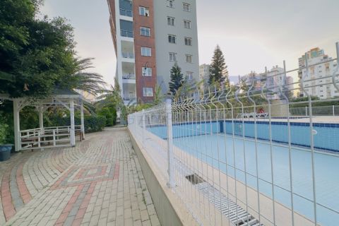 LEVANTEN'DEN KONSEPT SİTE AÇIK KAPALI HAVUZ YÜKSEK ARA KAT 4+1