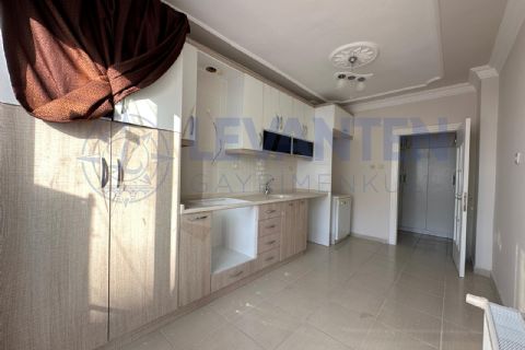 LEVANTENDEN MASRAFSIZ KOMBİLİ CEPHE AÇIK MERKEZİ KONUM GENİŞ 3+1