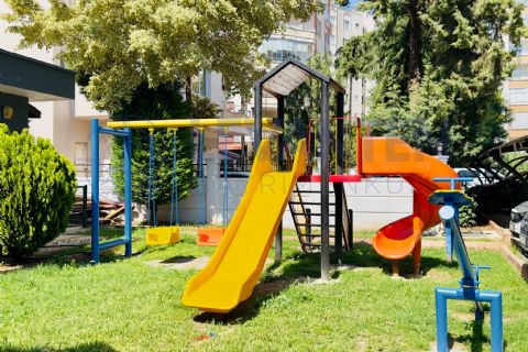 LEVANTENDEN MENDERESTE İÇ MİMAR YAPIMI TEK BLOK HAVUZLU 4+1