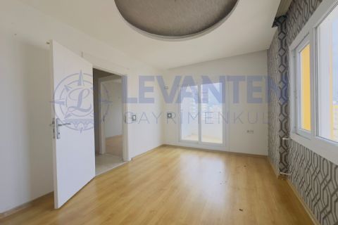 LEVANTENDEN MERKEZİ KONUM BAĞIMSIZ MUTFAK 2+1