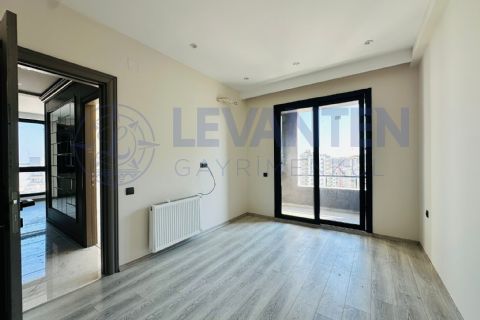 LEVANTENDEN MERKEZİ KONUM HAVUZ KOMBİ 2 BANYO 2+1 GENİŞ