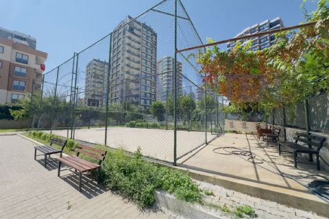 LEVANTENDEN MERKEZİ KONUM SİTE HAVUZ KOMBİ LÜKS 4+1