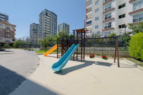 LEVANTENDEN MERKEZİ KONUM SİTE HAVUZ KOMBİ LÜKS 4+1