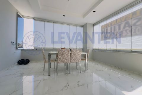 LEVANTENDEN MERKEZİ KONUM SİTE HAVUZ KOMBİ LÜKS 4+1