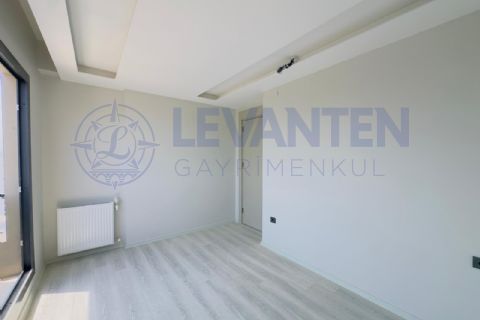 LEVANTENDEN Merkezi Konumda Havuzlu 1+1 Daire - Denize Yakın