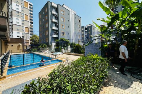 LEVANTENDEN Merkezi Konumda Havuzlu 1+1 Daire - Denize Yakın