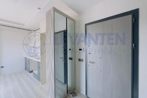 LEVANTENDEN Merkezi Konumda Havuzlu 1+1 Daire - Denize Yakın