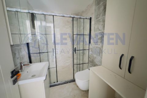 LEVANTENDEN Merkezi Konumda Havuzlu 1+1 Daire - Denize Yakın