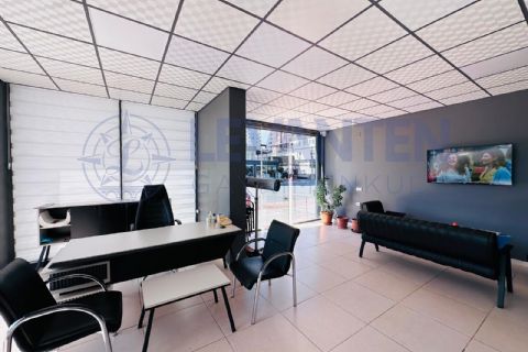 LEVANTENDEN MEZİTLİ 2. ÇEVRE YOLU CEPHELİ 70+170 M2 ALAN