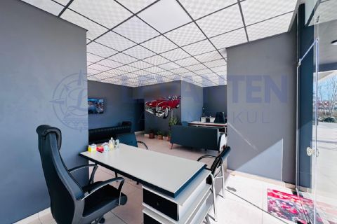 LEVANTENDEN MEZİTLİ 2. ÇEVRE YOLU CEPHELİ 70+170 M2 ALAN