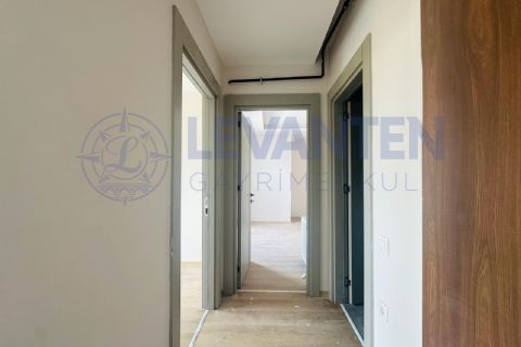 LEVANTEN'DEN MEZİTLİ AKDENİZ MAH SIFIR HAVUZLU 2+1