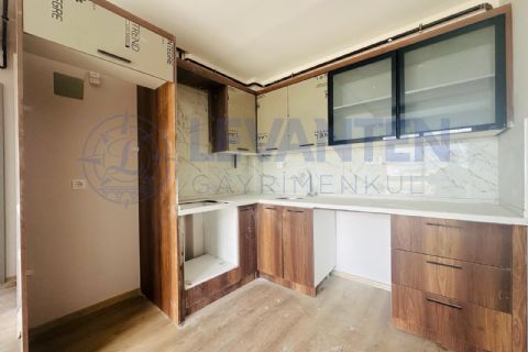 LEVANTEN'DEN MEZİTLİ AKDENİZ MAH SIFIR HAVUZLU 2+1