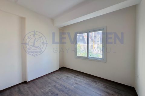 LEVANTENDEN MEZİTLİ KAYMAKAMLIK BELEDİYE YAKINI 1+1