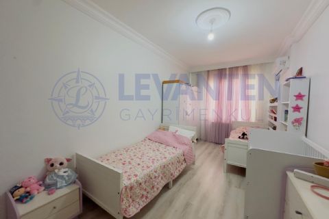 LEVANTENDEN Sayapark Yakını SİTE İÇİ 3+1 Yapılı Kombili Daire