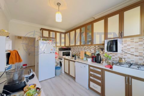 LEVANTENDEN Sayapark Yakını SİTE İÇİ 3+1 Yapılı Kombili Daire