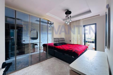 LEVANTENDEN SİTE İÇİ HAVUZ 2 BANYO MERKEZİ KONUM 2+1