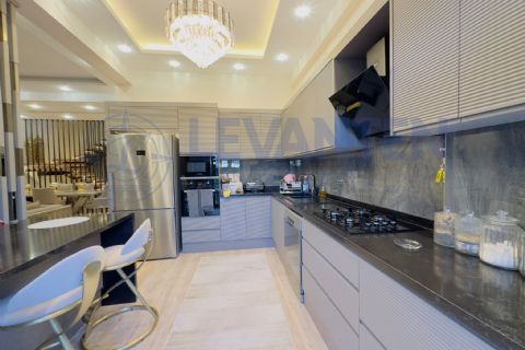 LEVANTENDEN SİTE İÇİ HAVUZLU DUBLEKS FULL EŞYALI ULTRA LÜKS 