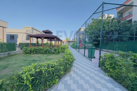 LEVANTENDEN SİTE İÇİ HAVUZLU DUBLEKS FULL EŞYALI ULTRA LÜKS 