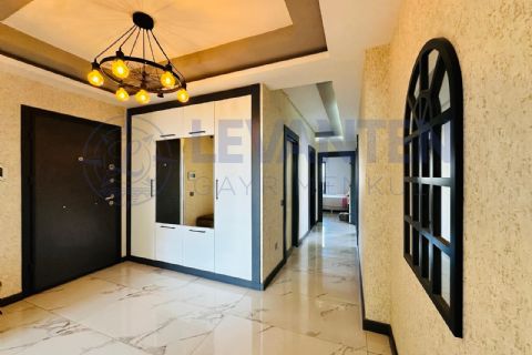 LEVANTENDEN SİTE İÇİ HAVUZLU GENİŞ AİLELER İÇİN MÜKEMMEL FIRSAT 4+1