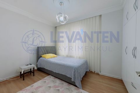 LEVANTEN'DEN SİTE İÇİNDE KOMBİLİ, CAM BALKONLU 3+1 SATILIK DAİRE