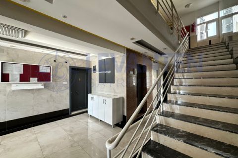 LEVANTEN'DEN SİTE İÇİNDE KOMBİLİ, CAM BALKONLU 3+1 SATILIK DAİRE