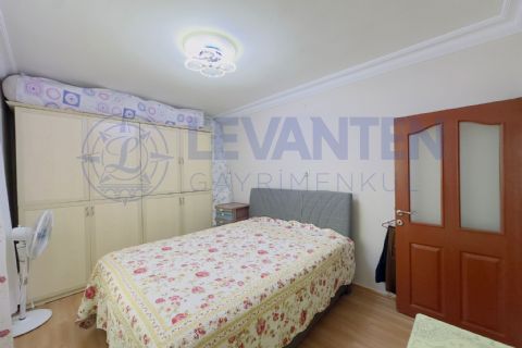 LEVANTEN'DEN SİTE İÇİNDE KOMBİLİ, CAM BALKONLU 3+1 SATILIK DAİRE
