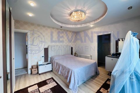 LEVANTENDEN SOLİ CENTERA YAKIN SİTE İÇİ HAVUZLU 3+1