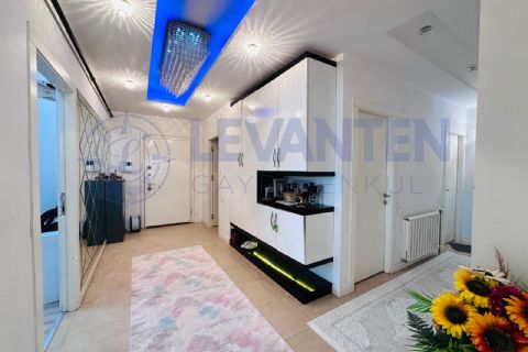 LEVANTENDEN SOLİ CENTERA YAKIN SİTE İÇİ HAVUZLU 3+1