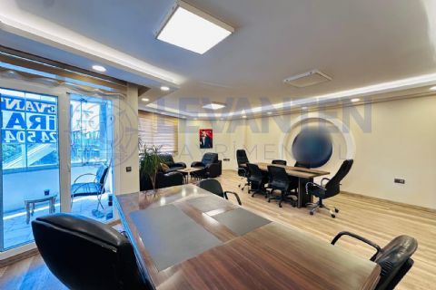 LEVANTENDEN TABELA DEĞERİ YÜKSEK EŞYALI ÇOK AMAÇLI OFİS 2+1