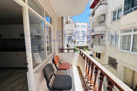 LEVANTENDEN TABELA DEĞERİ YÜKSEK EŞYALI ÇOK AMAÇLI OFİS 2+1