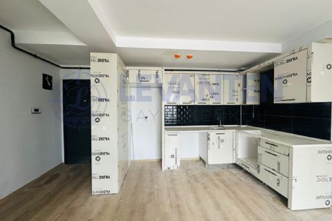 LEVANTENDEN TECE DENİZ MAH.DE ANAYOLA YAKIN SIFIR 2+1