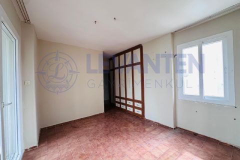 LEVANTEN'DEN TEK BLOK AÇIK CEPHE FERAH 3+1