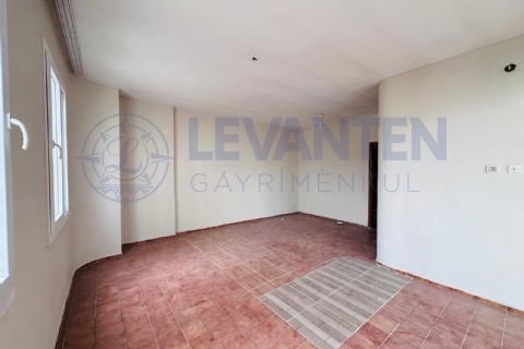 LEVANTEN'DEN TEK BLOK AÇIK CEPHE FERAH 3+1
