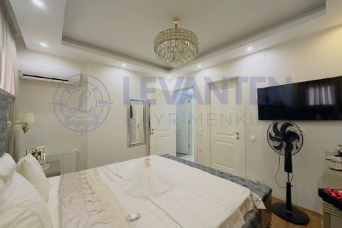 LEVANTENDEN TEK BLOK CEPHELERİ AÇIK KOMBİ GÖZDE KREŞ CİVARI 3+1