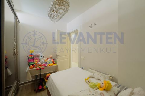 LEVANTENDEN TEK BLOK CEPHELERİ AÇIK KOMBİ GÖZDE KREŞ CİVARI 3+1