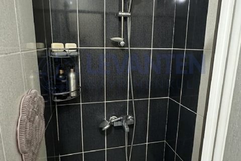 LEVANTENDEN TEK BLOK GENİŞ CAM BALKON KOMBİ 3+1