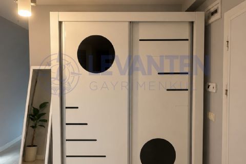 LEVANTENDEN TEK BLOK GENİŞ CAM BALKON KOMBİ 3+1