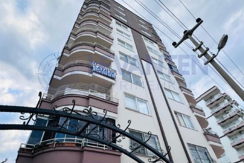 LEVANTENDEN TEK BLOK GENİŞ OTURUM ÇİFT BANYO 3+1 SATILIK