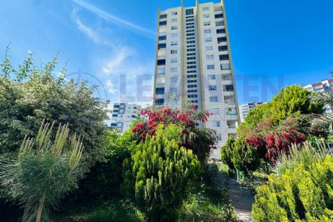 LEVANTENDEN TEK BLOK HAVUZ CAM BALKON KOMBİ 3+1 SATILIK