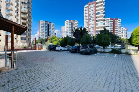 LEVANTENDEN TEK BLOK HAVUZ CAM BALKON KOMBİ 3+1 SATILIK