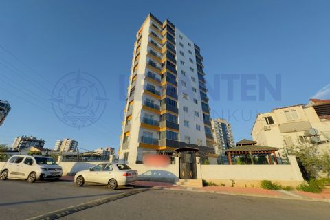 LEVANTEN'DEN TEK BLOK OTOPARK KOMBİ ULAŞIMI KOLAY FERAH 3+1