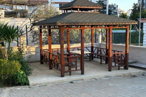 LEVANTEN'DEN TEK BLOK OTOPARK KOMBİ ULAŞIMI KOLAY FERAH 3+1
