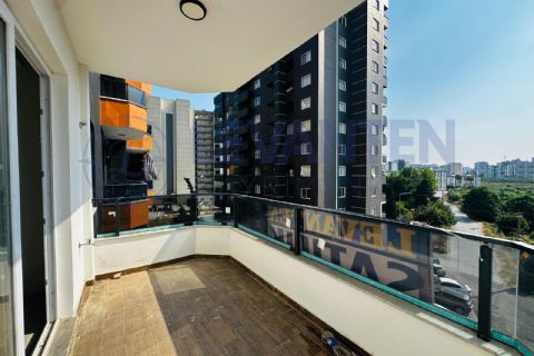 LEVANTENDEN TÖMÜKTE DENİZE YÜRÜME MESAFESİNDE AQUA HAVUZLU 2+1